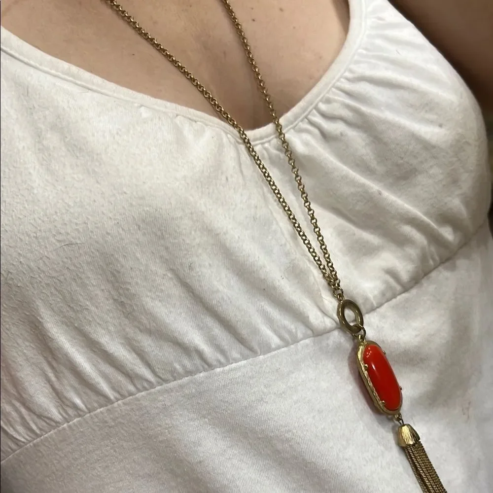 Elegant Gold and Red Pendant Necklace